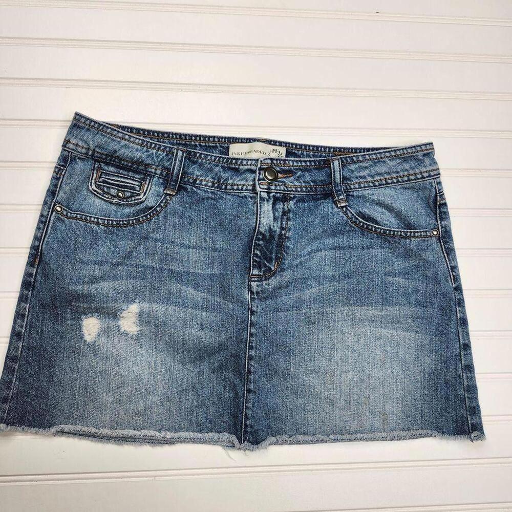 Inked & Faded Women's Distressed Denim Mini Skirt Sz Large